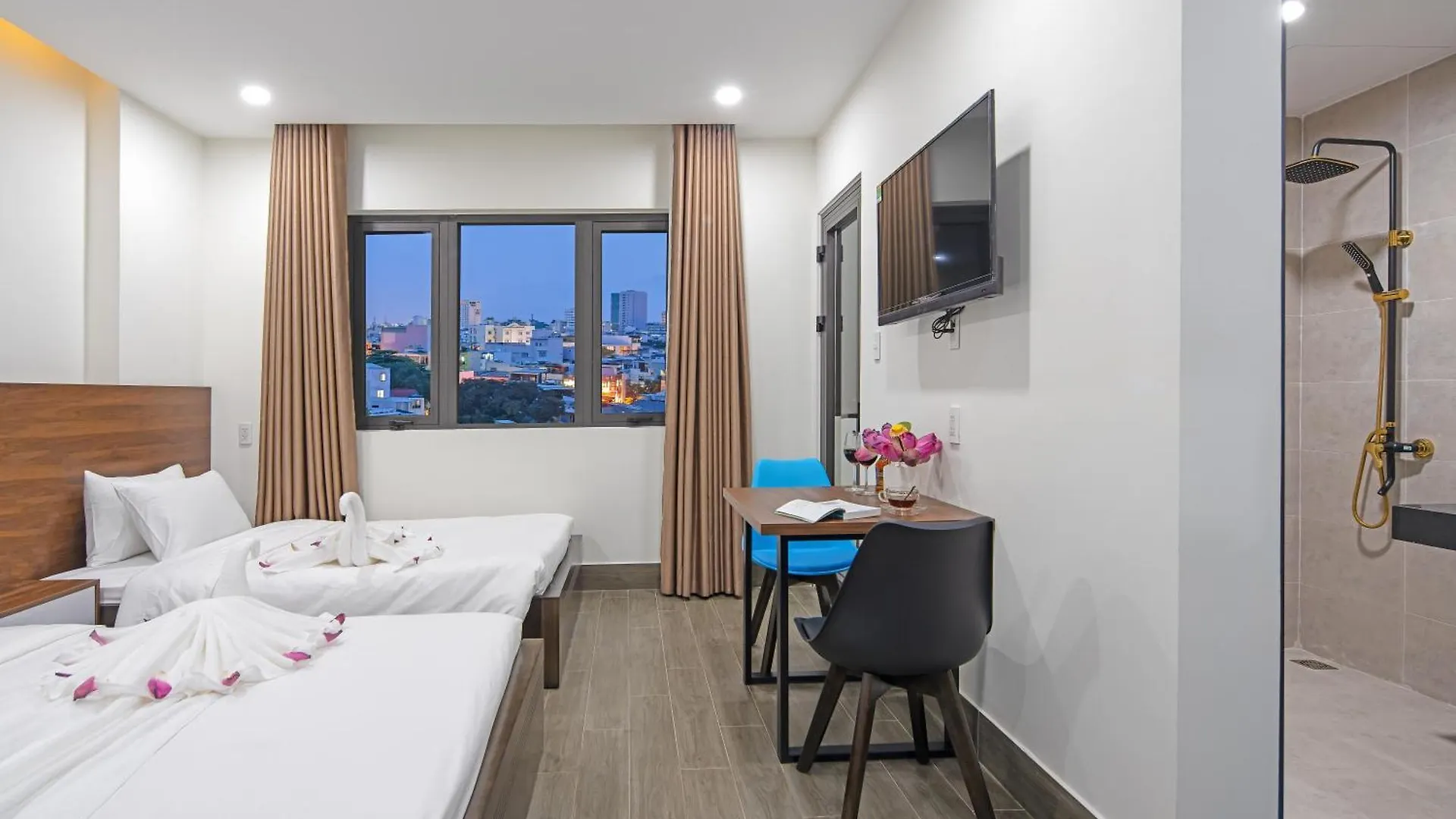 Tiditel Hotel And Apartment Da Nang